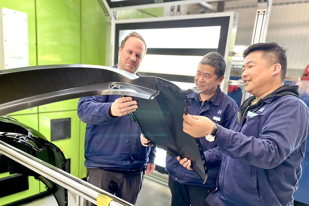打造“關鍵環” 串起“上下游”  集群發展提升汽車產業鏈市場競爭力