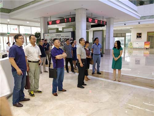 青海省衛計委一行到明慈醫院考察醫聯體建設工作